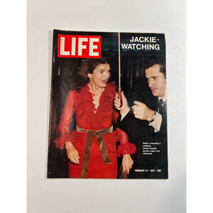 Vintage LIFE Magazine February 12 1971 Jackie Kennedy Onassis Vietnam POW